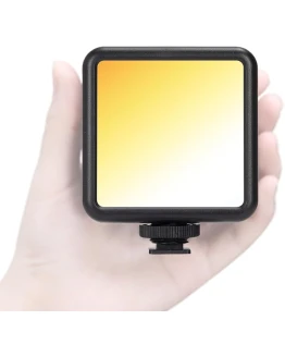 TARION Luz de vídeo LED para cámara – Mini videocámara Iluminación de Dos Colores en la cámara Luces de vídeo Regulable 2500-7000K 1800mAh Luz de vlogging Recargable LPL-01 Foto de portada de TARION Luz de vídeo LED para cámara - Mini videocámara Iluminación de Dos Colores en la cámara Luces de vídeo Regulable 2500-7000K 1800mAh Luz de vlogging Recargable LPL-01